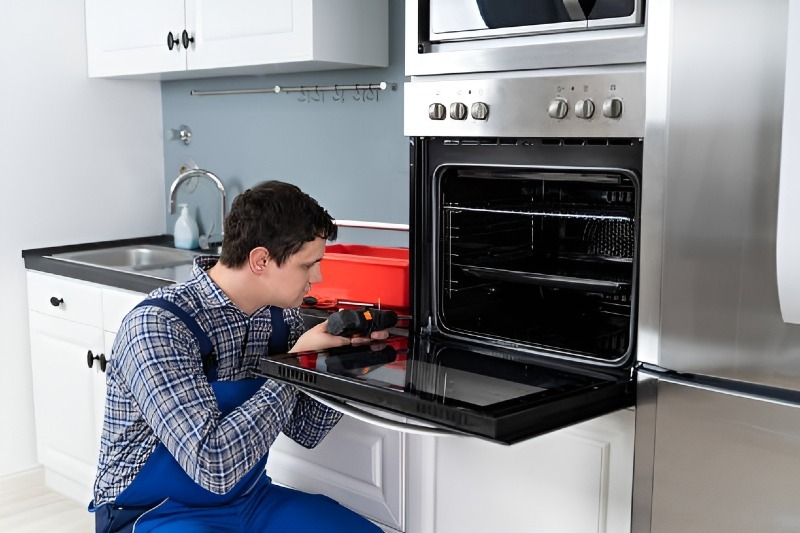 Oven & Stove repair in Lake Hughes